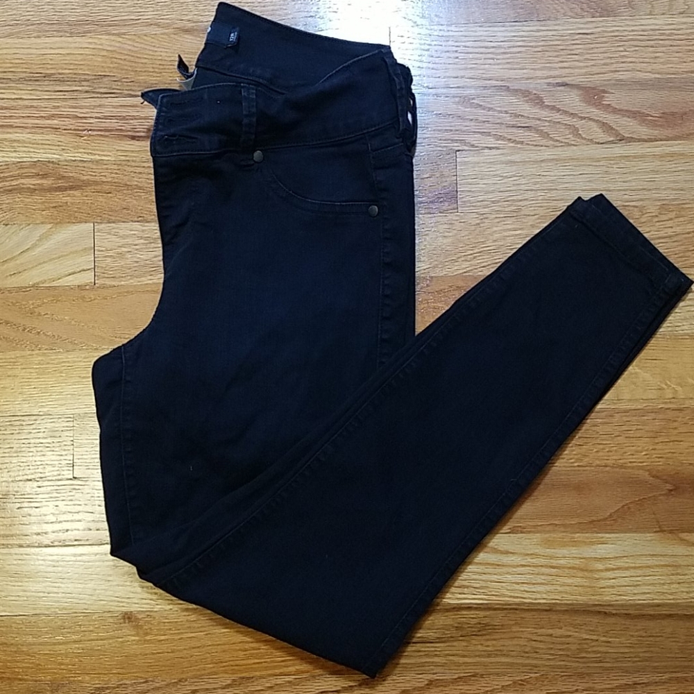 {Torrid} Skinny Jeans
